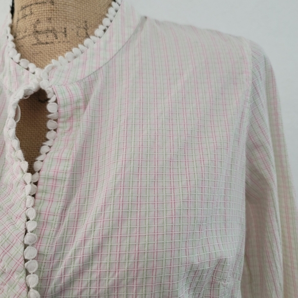 Lilly Pulitzer Colorful Pinstripe Button Up Blouse, Size 6 - Picture 6 of 13